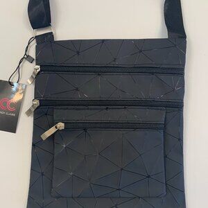 Four Pocket Organizer - Geometric Pattern - Crossbody Handbag –Black - NWT